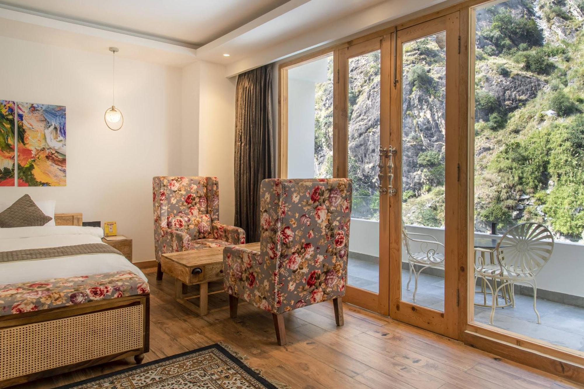 Echor Palm Bliss Riverside Resort & Spa Kasol Exterior foto
