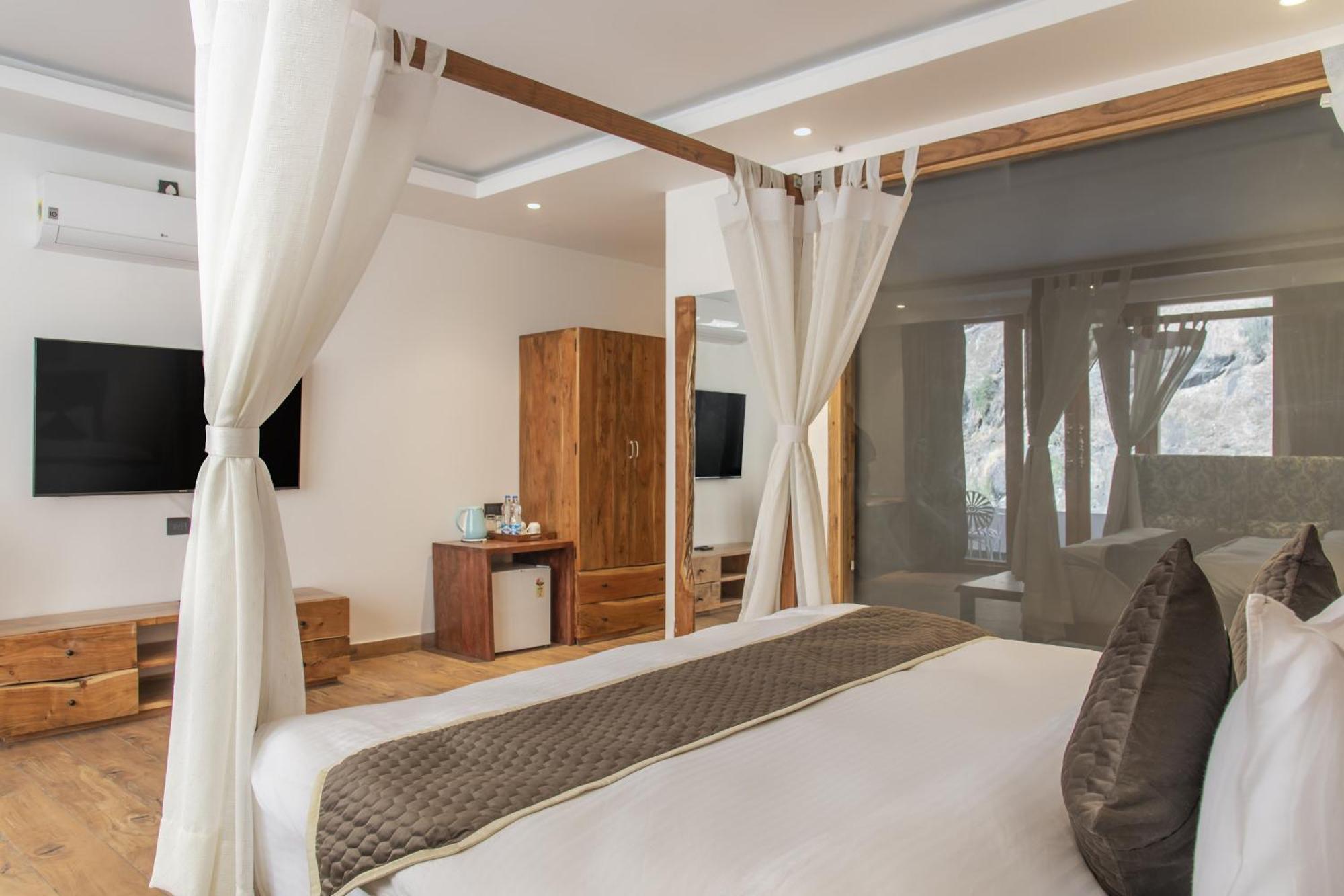 Echor Palm Bliss Riverside Resort & Spa Kasol Exterior foto