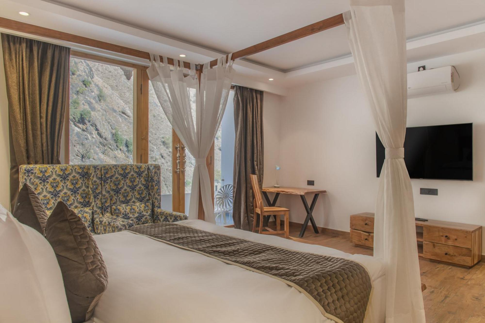 Echor Palm Bliss Riverside Resort & Spa Kasol Exterior foto