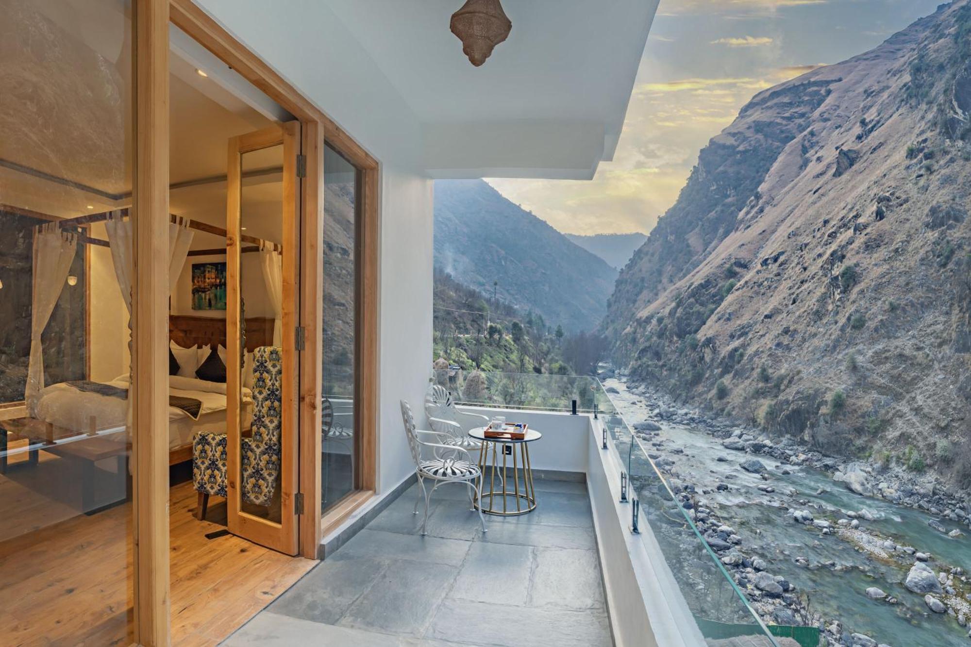 Echor Palm Bliss Riverside Resort & Spa Kasol Exterior foto